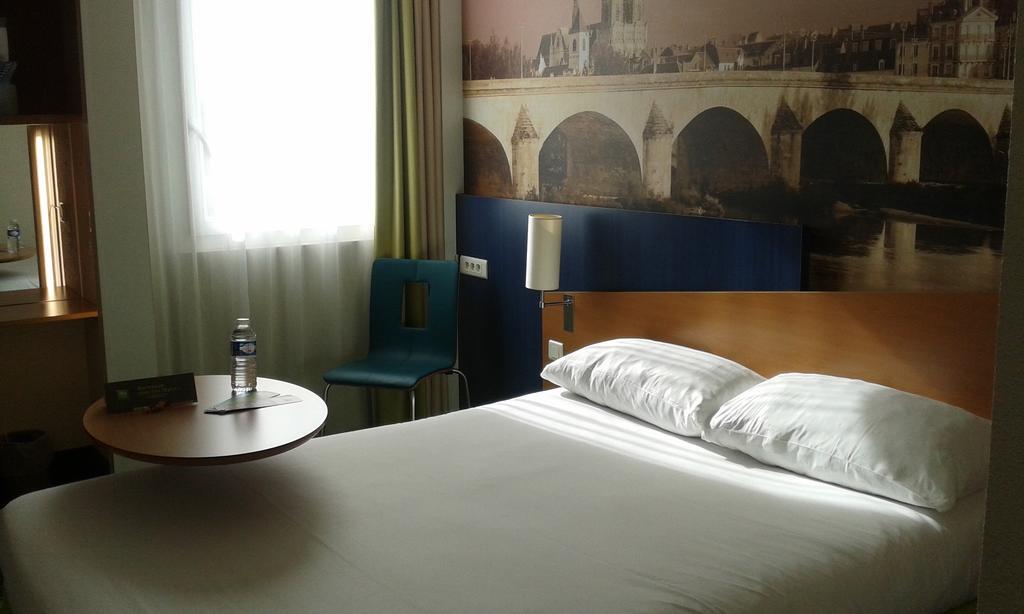 Готель Ibis Styles Orleans Ла-Шапель-Сен-Мемен Екстер'єр фото