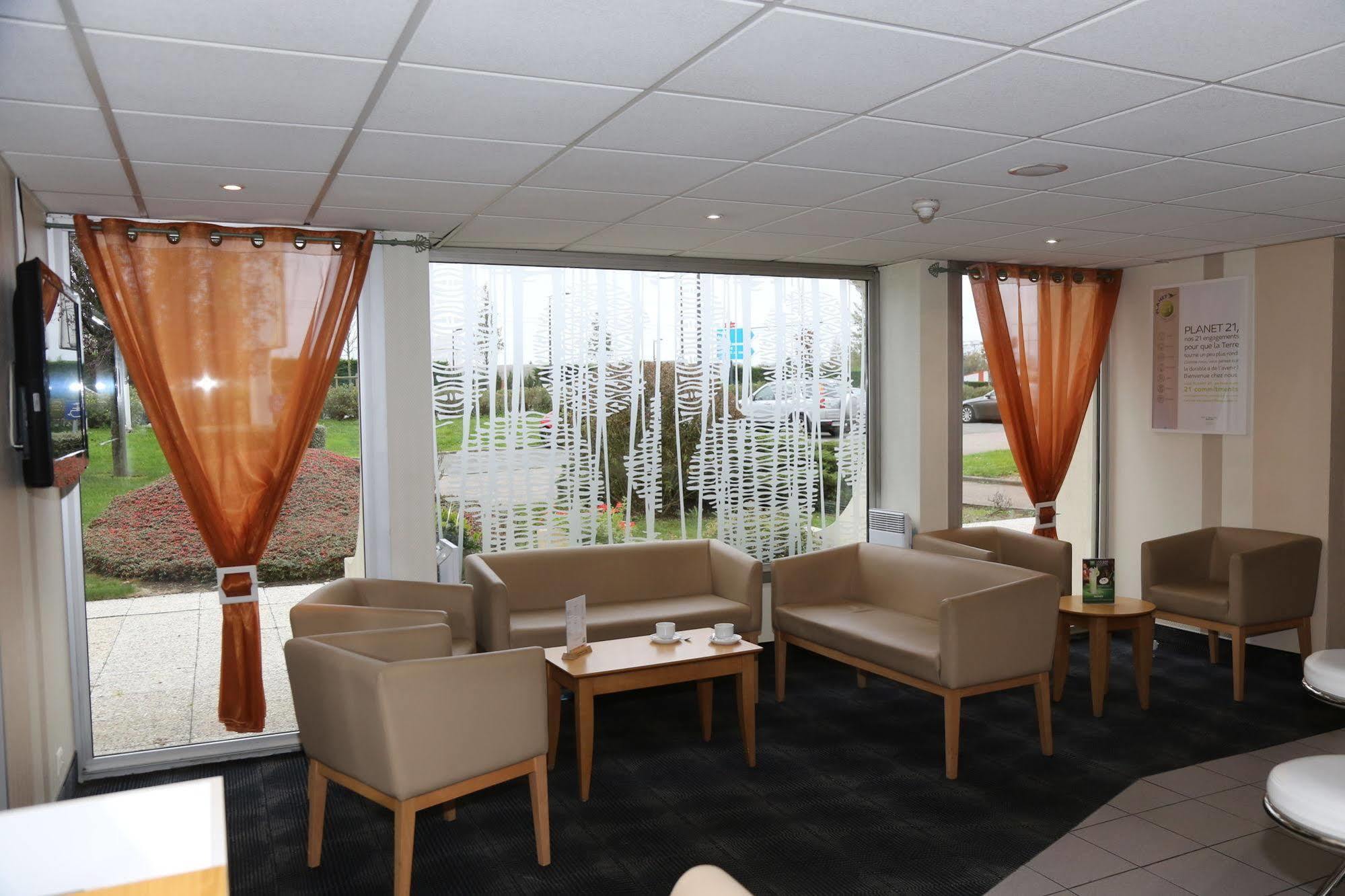 Готель Ibis Styles Orleans Ла-Шапель-Сен-Мемен Екстер'єр фото