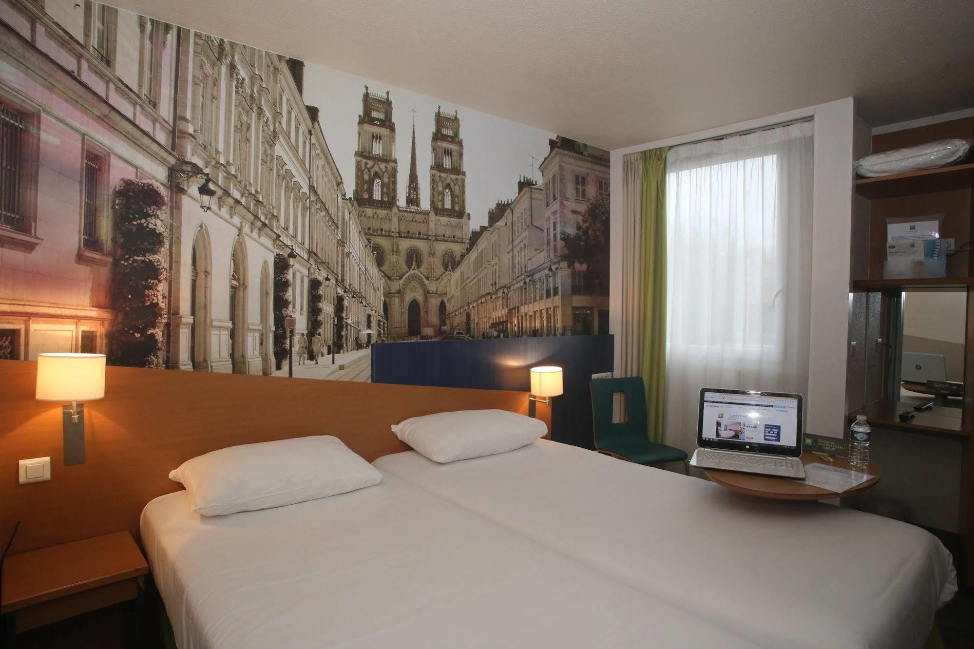 Готель Ibis Styles Orleans Ла-Шапель-Сен-Мемен Екстер'єр фото
