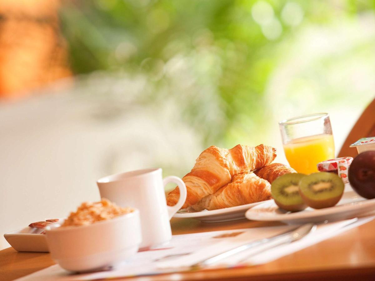 Готель Ibis Styles Orleans Ла-Шапель-Сен-Мемен Екстер'єр фото