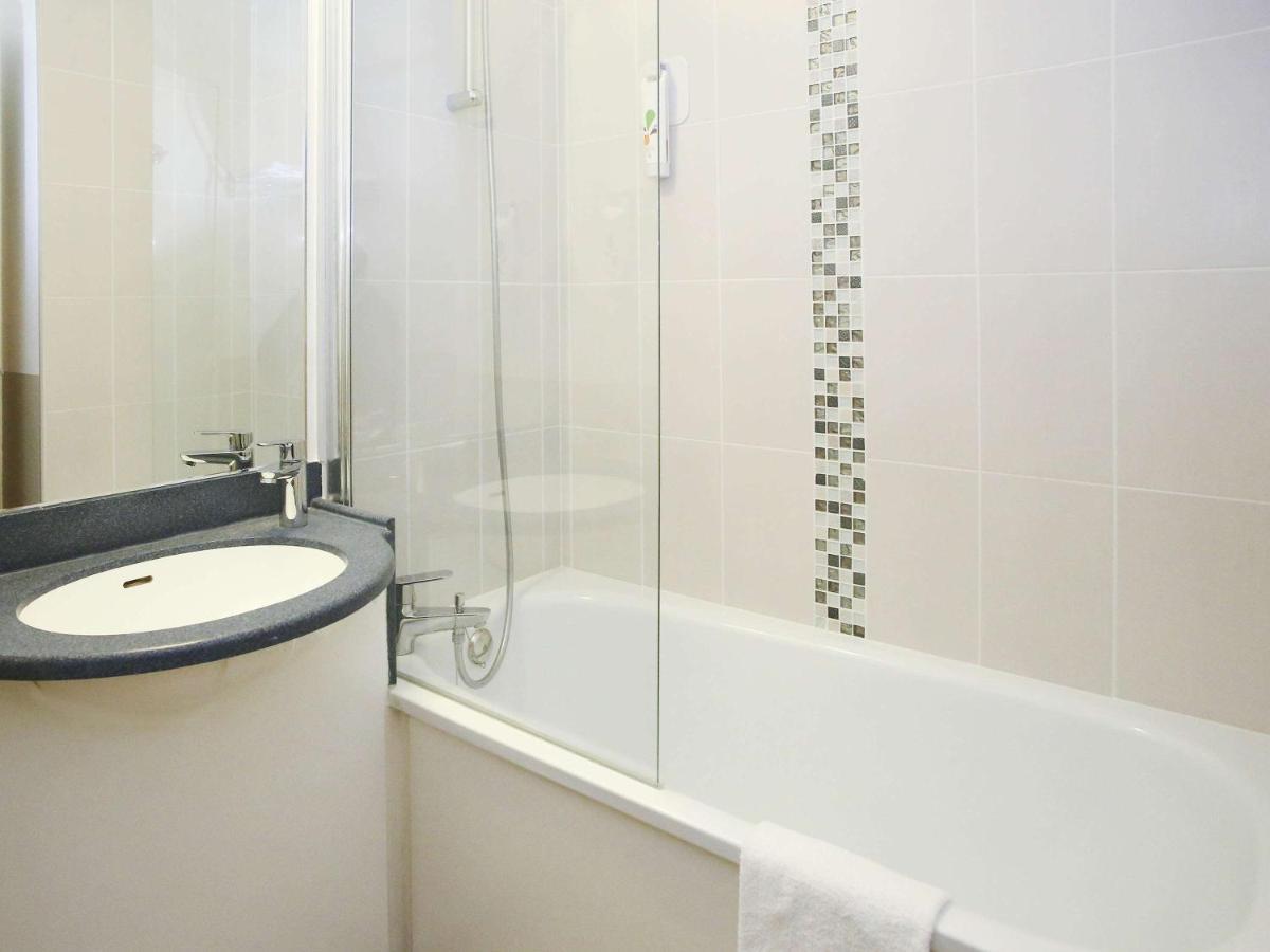Готель Ibis Styles Orleans Ла-Шапель-Сен-Мемен Екстер'єр фото